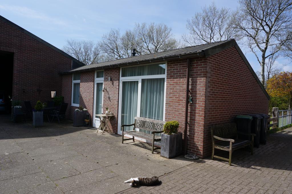 De Wijde Verten Oostkapelle Exterior foto